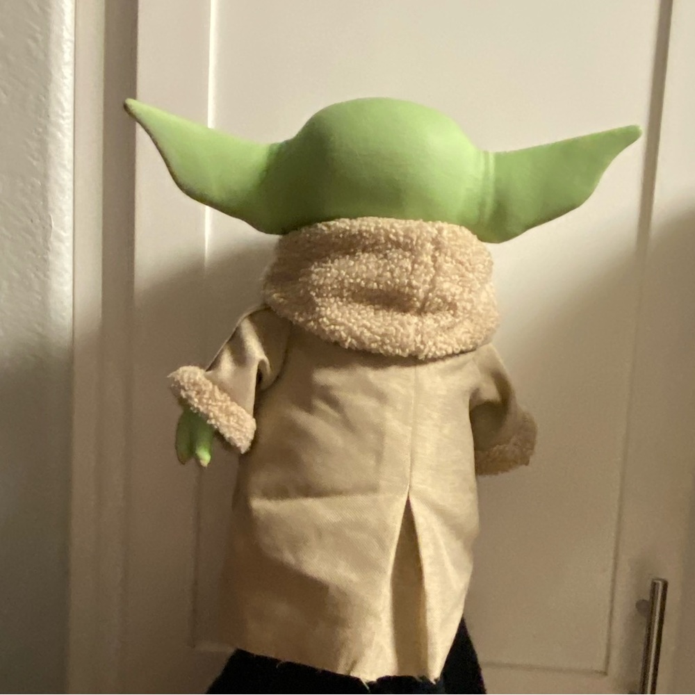 Baby Yoda doll - Picture 2 of 2